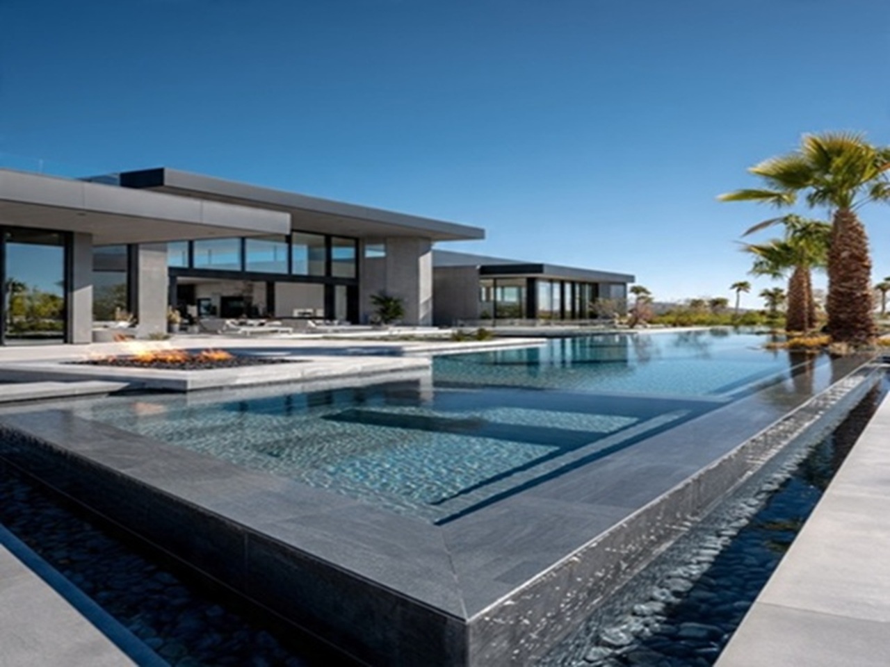 Modern luxury swimming pool design and landscaping in Dubai